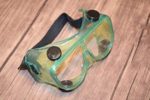 عینک محافظ صورت